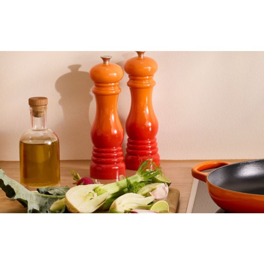 additioanl image for  Le Creuset Pepper Mill Foret 21 cm 